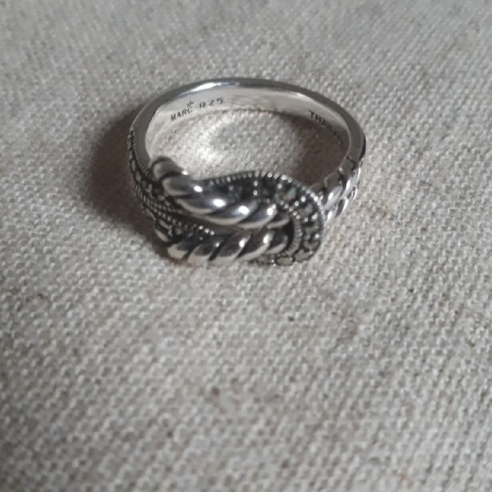 Marc Sterling Silver & Marcasite Twisted Rope Ring - Picture 5 of 9